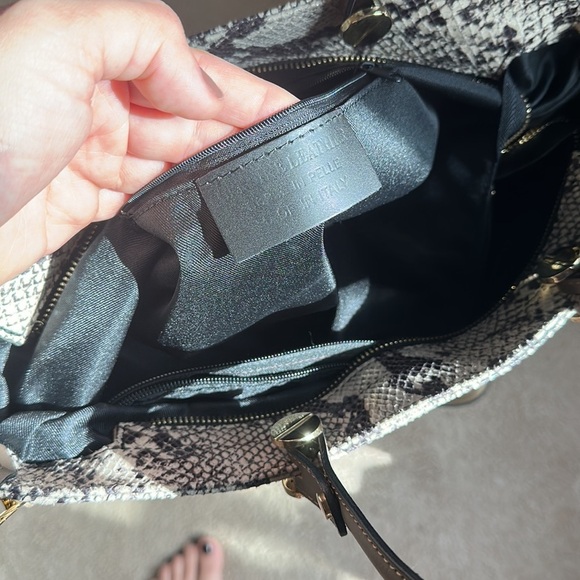 Italian made snake skin pattern leather tote bag - bought straight from Italy - Picture 6 of 6